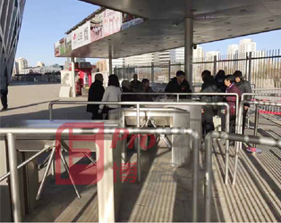 �����B���w���^