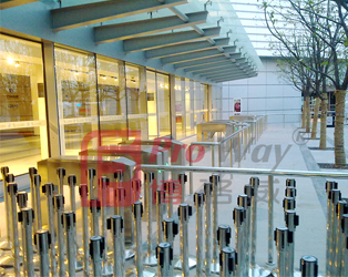 2010�Ϻ������������^